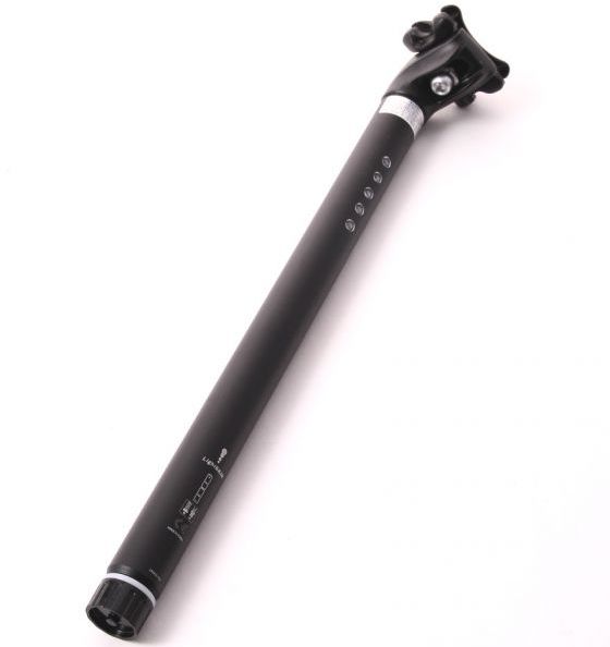 一体化することで無駄を省いた、リアライトの究極形デザイン！｜TOKYOlife