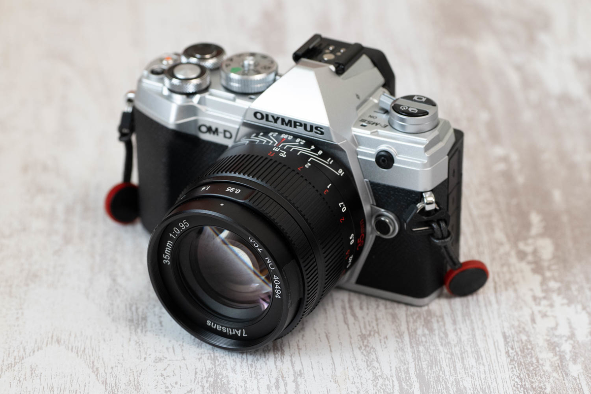 魅惑の超大口径レンズ 七工匠 (7artisans)35mm F0.95 レビュー【PR