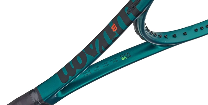 Wilson Blade 98 16/19 V9 Review - Tennisnerd.net