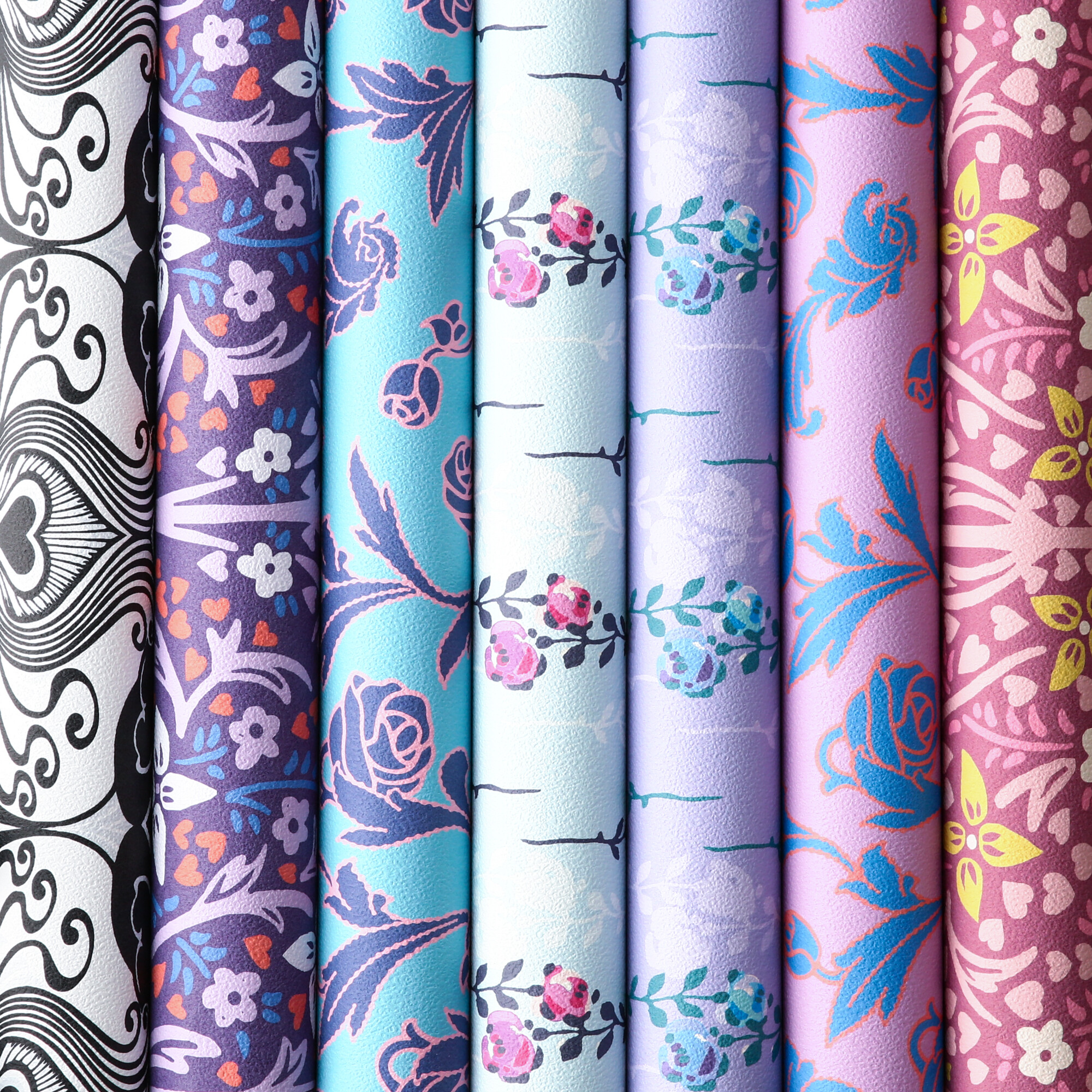 貼って剥がせるANNASUIの壁紙🌹バラ柄が新登場✨ | フランフラン