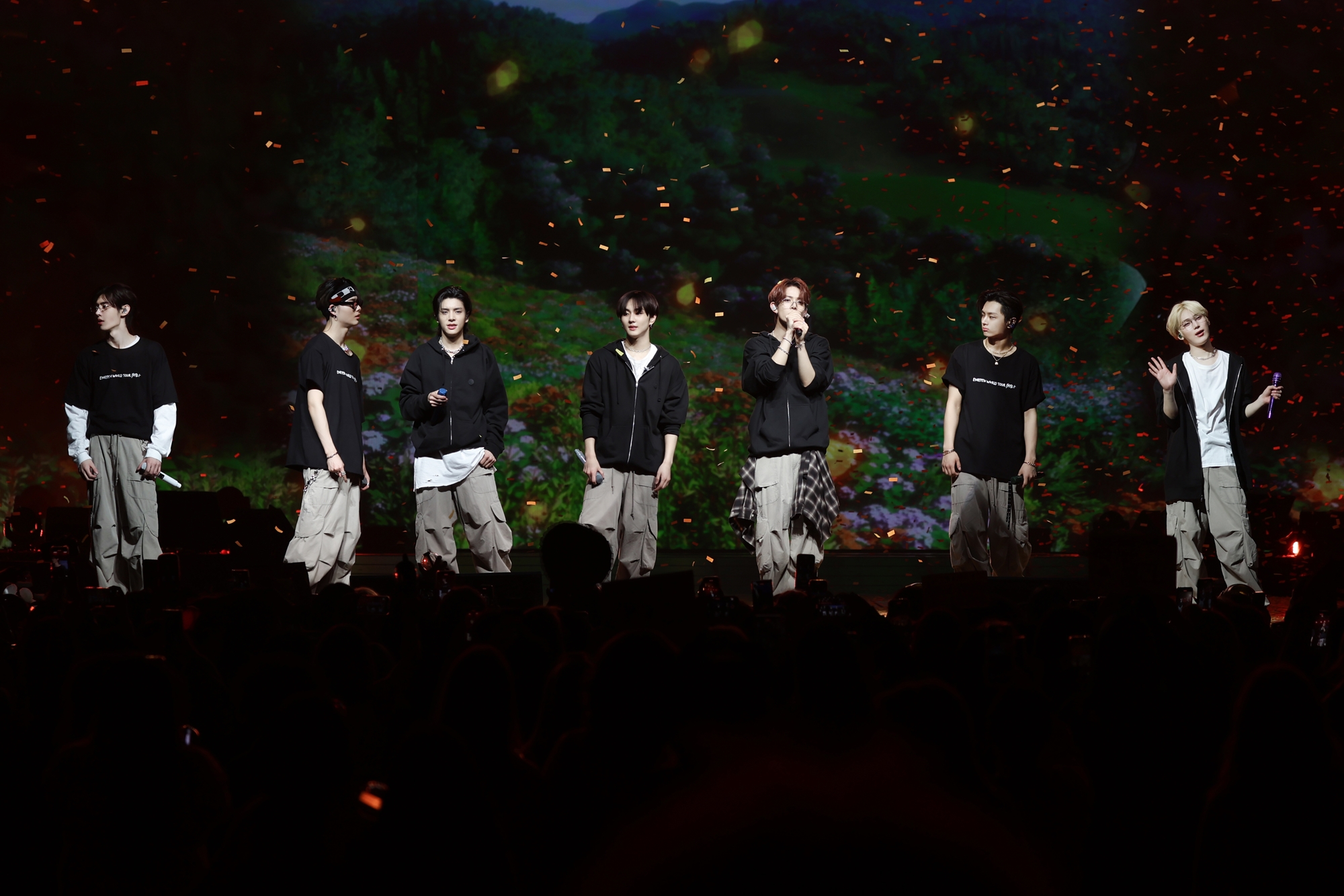 ライブレポート】ENHYPENアメリカ5都市でワールドツアー『FATE PLUS