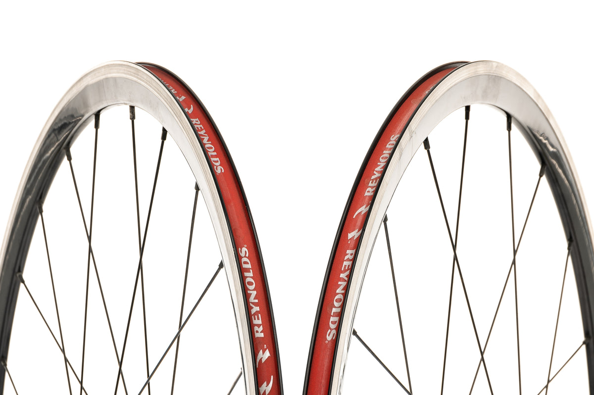 Reynolds Solitude Aluminum Clincher 700c Wheelse | The Pro's Closet