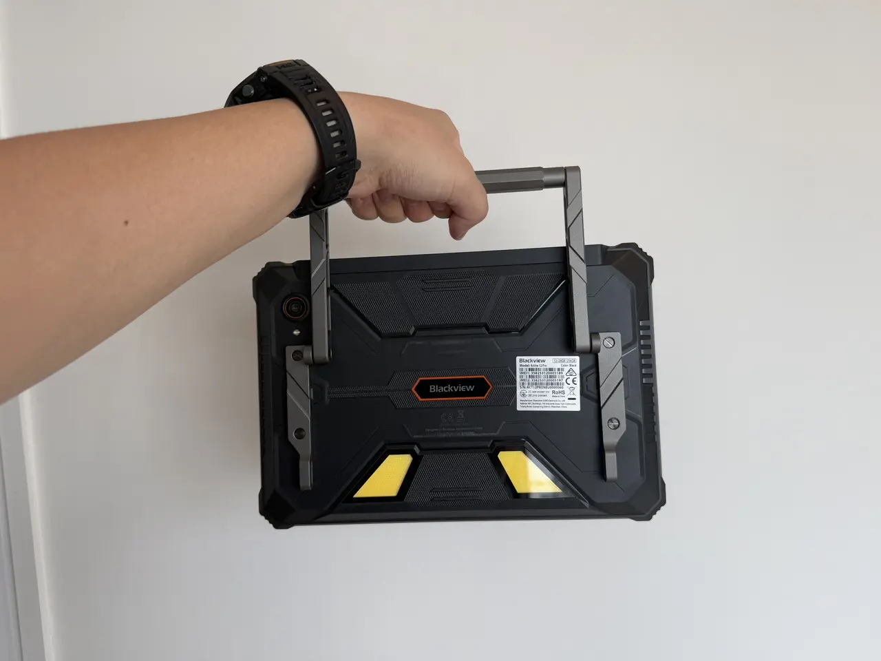 Blackview Active 12 Pro』レビュー！世界初プロジェクター内蔵5G