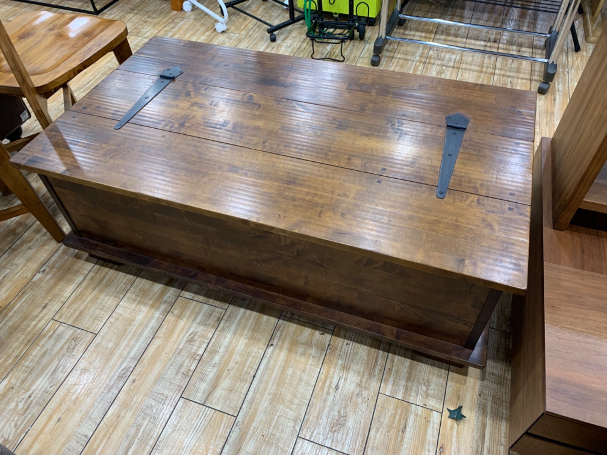 LAURA ASHLEY/ローラアシュレイ】コーヒーテーブル が買取入荷しました