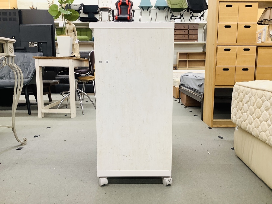 ニトリ カウンターワゴン レンジ台 リズバレー ナチュラルホワイト入荷