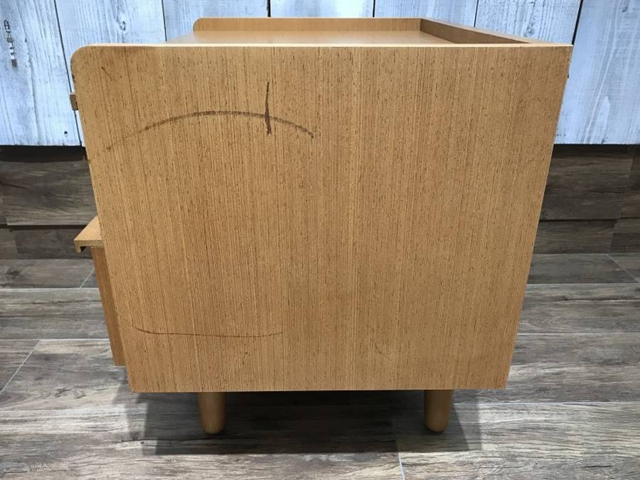 程よいサイズ感。UNICO(ウニコ)のベッドサイドチェストをご紹介。【TFM