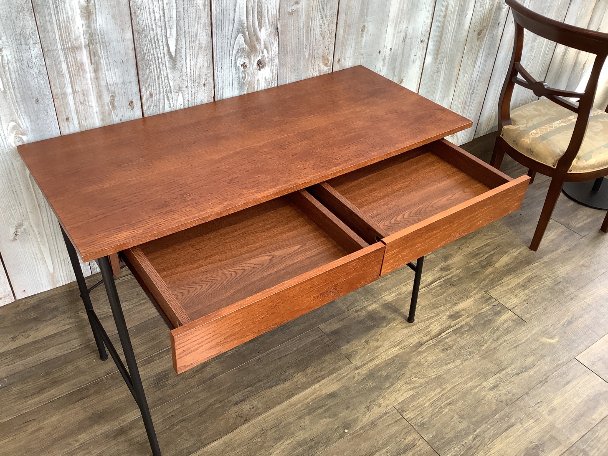 niko and（ニコアンド）】アメリカンビンテージのようなデザインの