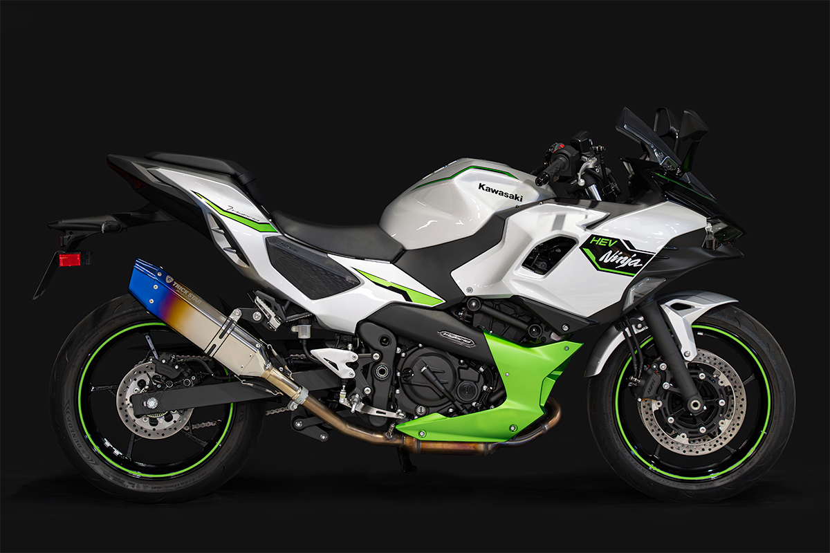 新製品情報】Ninja 7 Hybrid 政府認証スリップオンマフラーIKAZUCHI