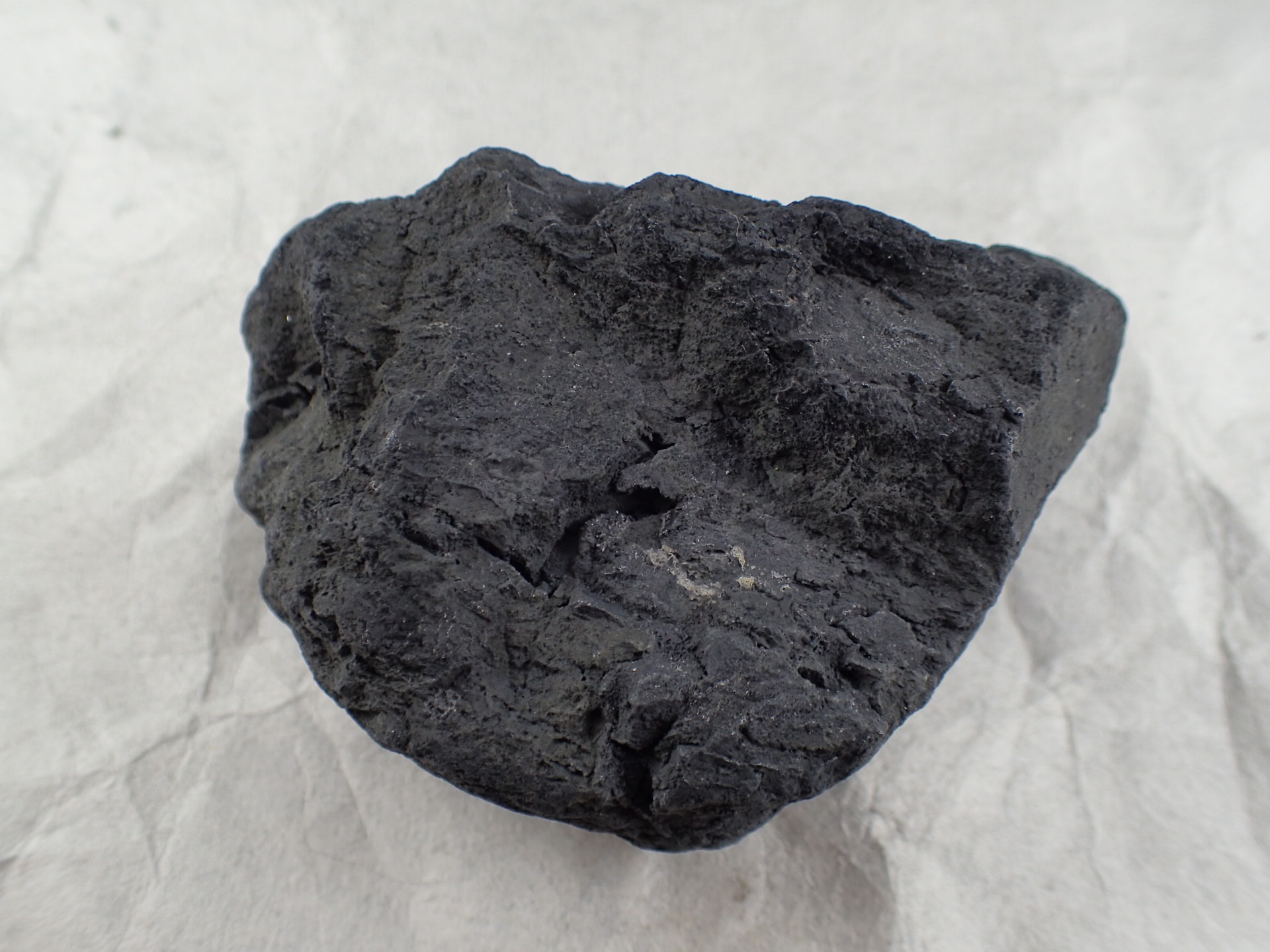 最高品質ブラックシリカ (Blackslica) 北海道上ノ国町 産 ｜石の販売