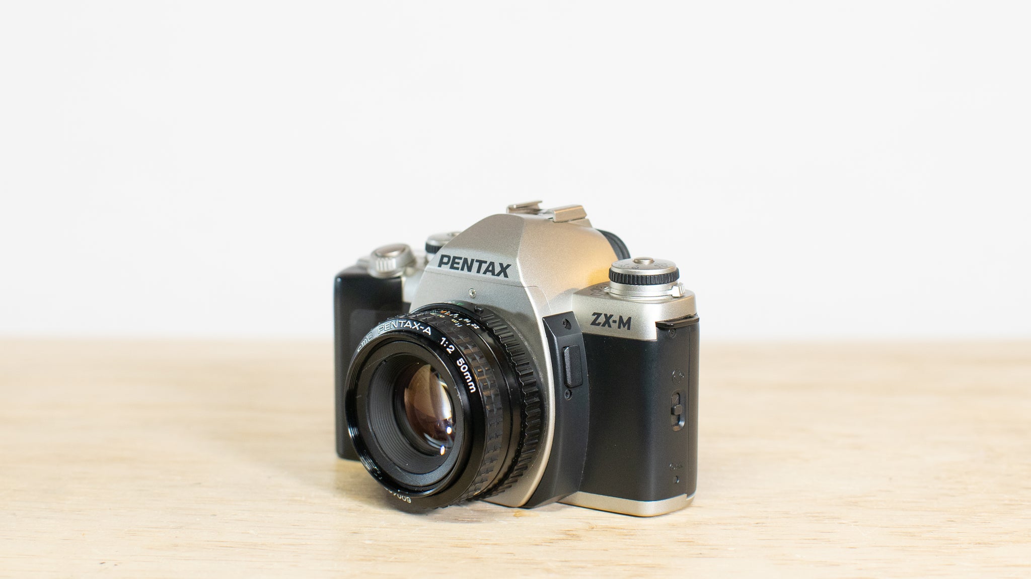 Pentax ZX-M 35mm Film Camera – Viejita Vintage