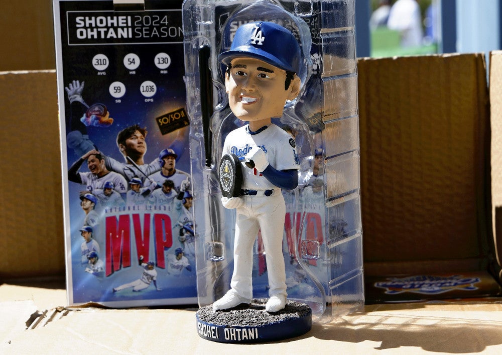 大谷翔平、ファンの「ボブルヘッドデーだからホームランを」の声聞こえ