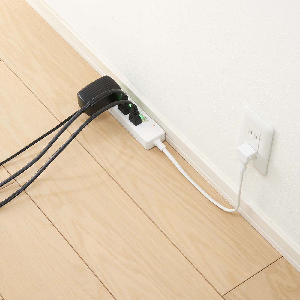 雷ガード付3個口節電タップ3mホワイト｜YAZAWA CORPORATION