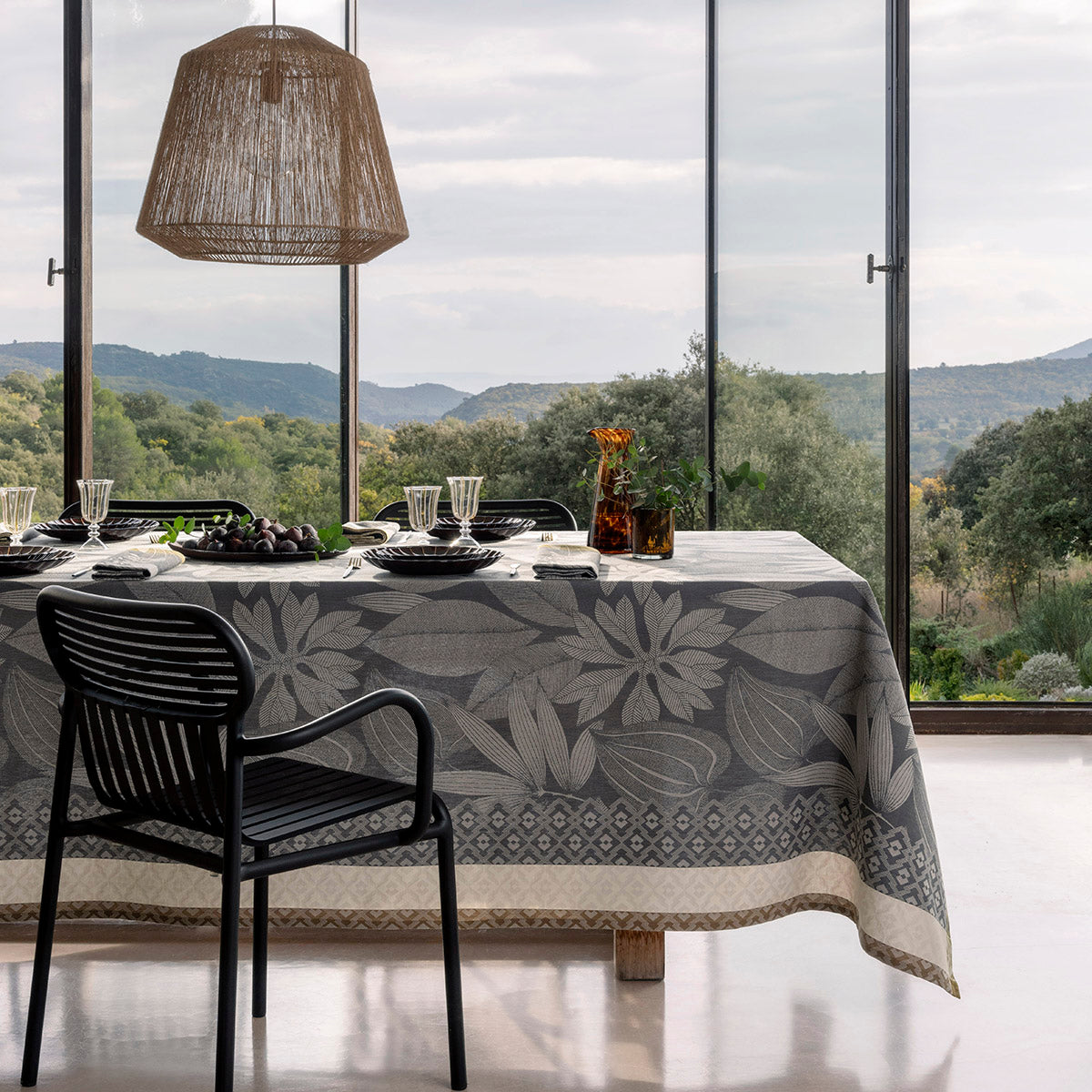 LE JACQUARD FRANCAIS Nature Sauvage Grey Table Linens - Yvonne