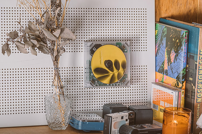 90'sなデザイン Bluetooth 対応のCDプレイヤーが登場！ | Zoomy (ズーミー)