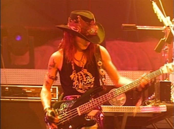 少年時代のTaiji ～やんちゃ坊主の”たいちゃん”～ | Xjapan History