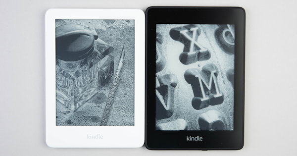 読みづらいKindle新モデル、買うなら2018年に出たPaperwhite | 日経