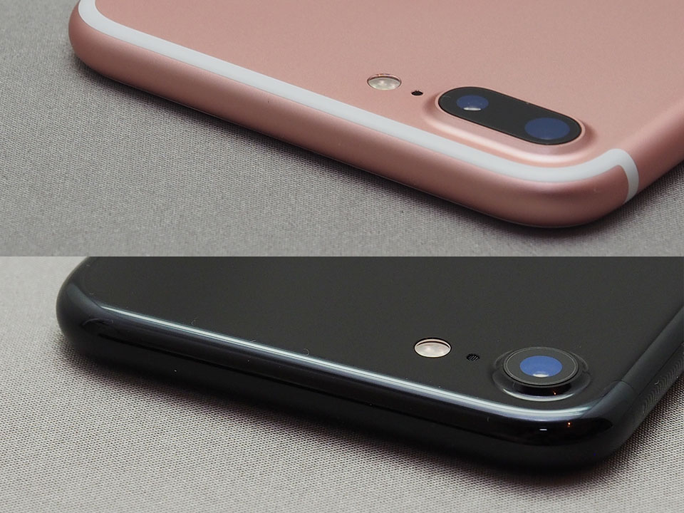 iPhone 7レビュー、漆黒の「ジェットブラック」は手に吸い付く感触が