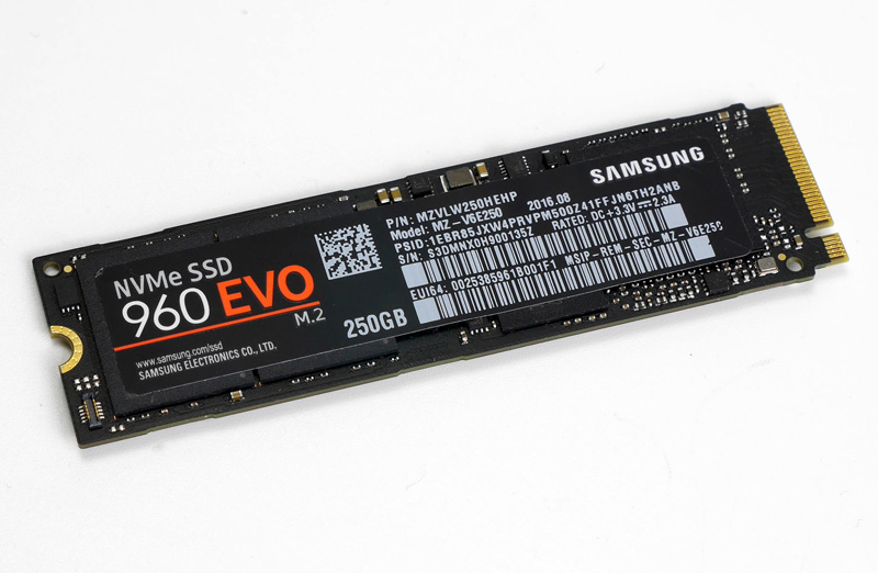 最新メインストリームSSD「Samsung 960 EVO」はハイエンドを超えたか