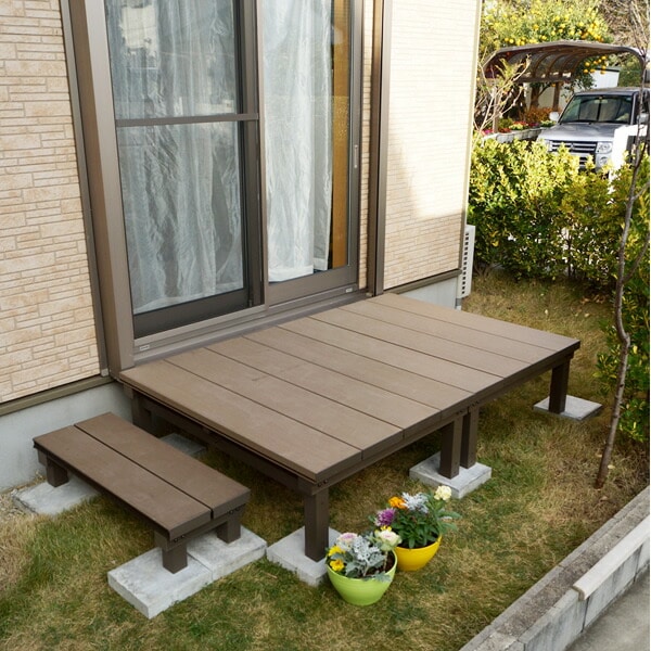 販売終了】人工木ウッドデッキ 幅90×奥行120cm AWD-1290 旭興進 | 山善