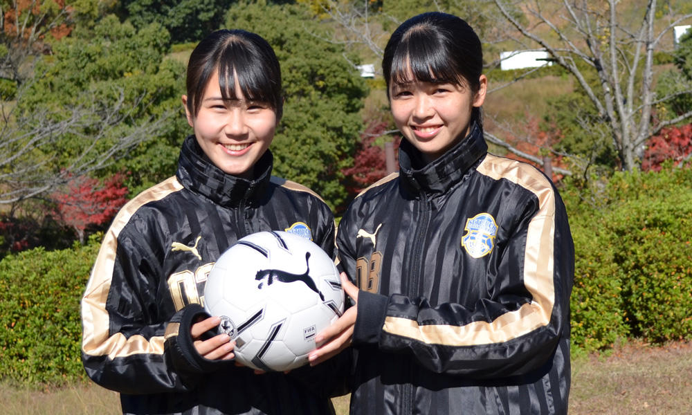 黒金瀬戸内高校サッカー部ジャージ3点セット 丁寧なパスサッカーで飛躍