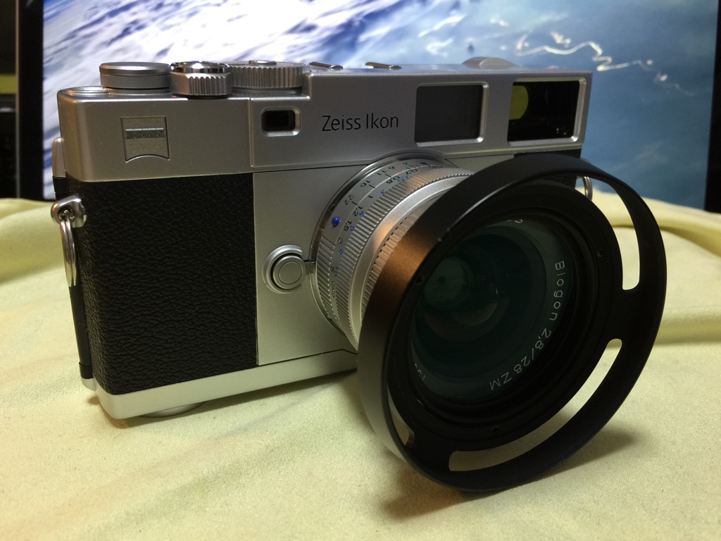 Zeiss Ikon ZM Carl Zeiss Cosina - 晴れ時々ジャズ、雨のちカメラ