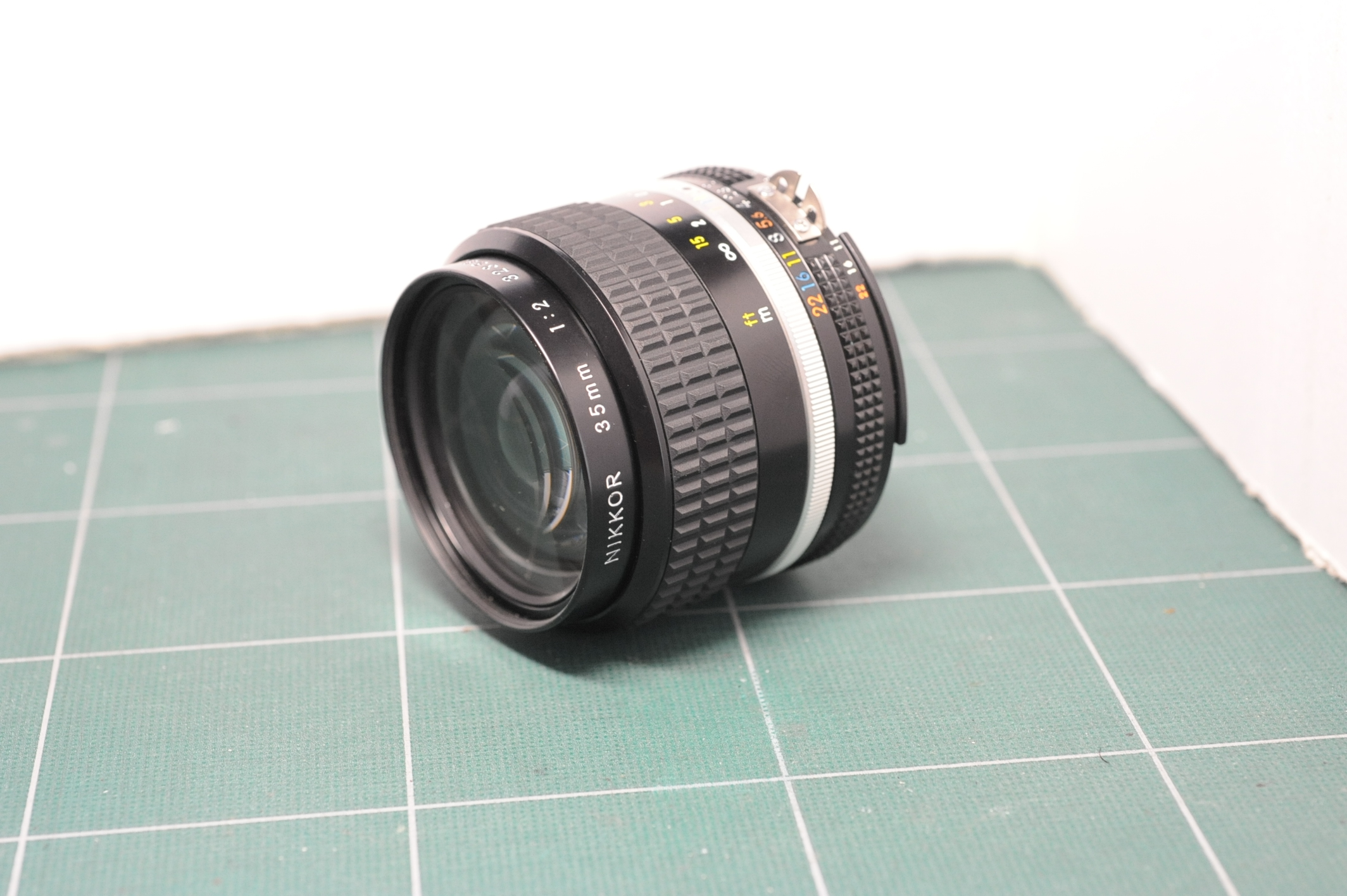 ニコン・Ai-S 35mm/f2 レンズ清掃 | ブログ｜カメラ修理のヨコタカメラ