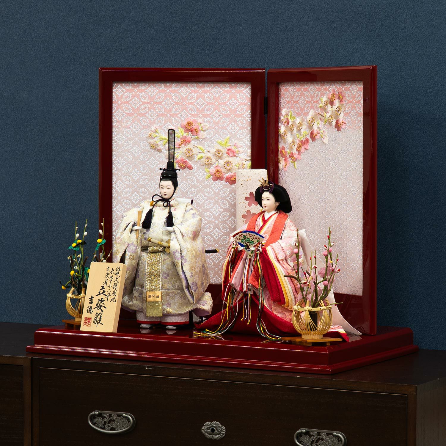 雛人形】三五親王飾り 立姿雛 | 雛人形（ひな人形）・五月人形の吉徳