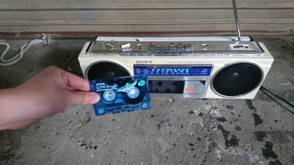 SONY製ラジカセ『CFS-V5』の清掃と修理が完了！（一部塗装も実行