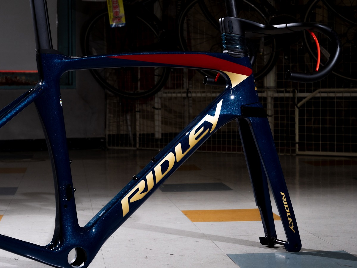 RIDLEY】2024年モデルの新色「NOAH DISC」が池Cに入荷！ | Y's Road