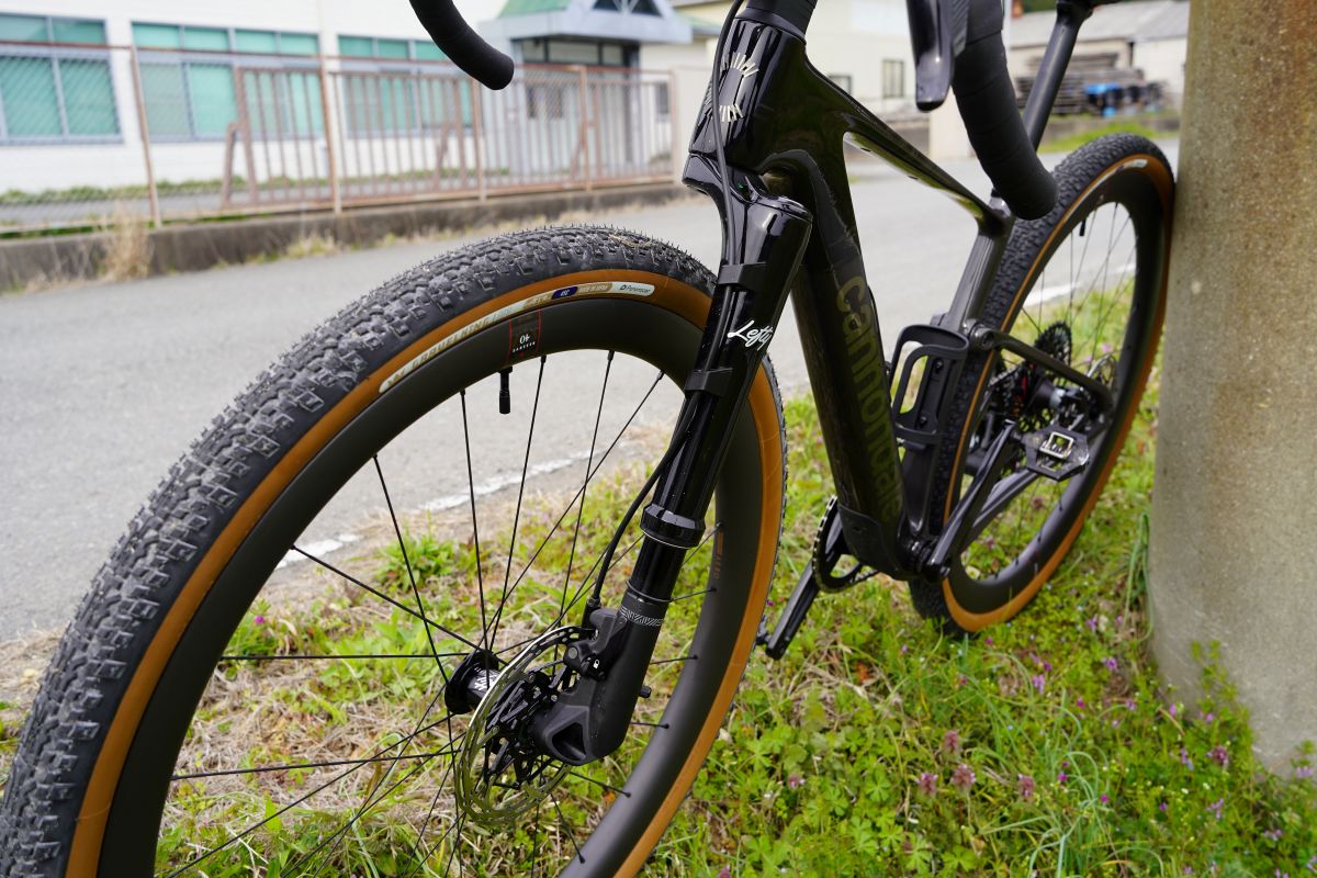 Topstone Carbon用グラベルサスペンションフォーク『Lefty Oliver』が