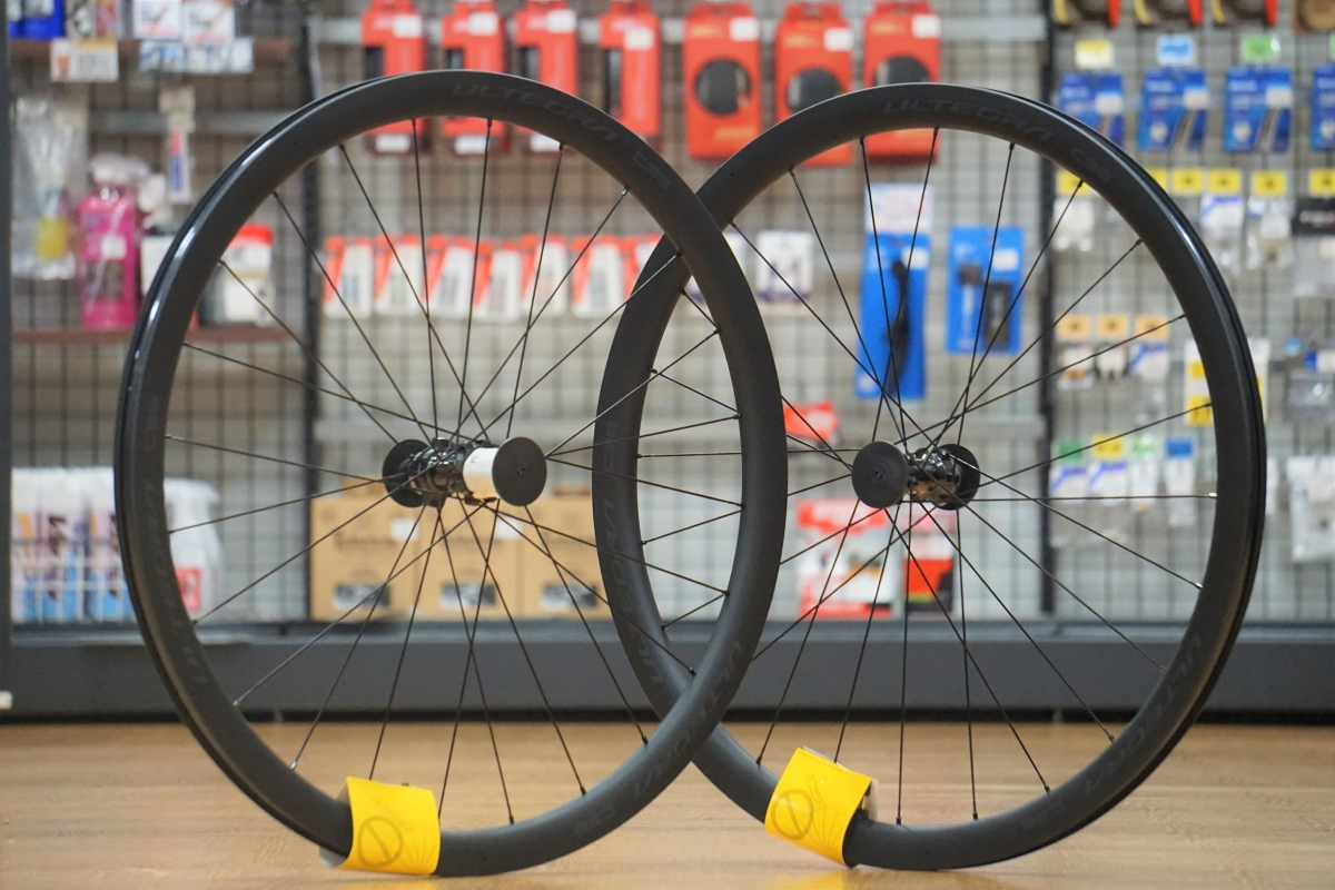 今期 No.1ヒット！アルテグラのカーボンホイール『SHIMANO WH-R8170