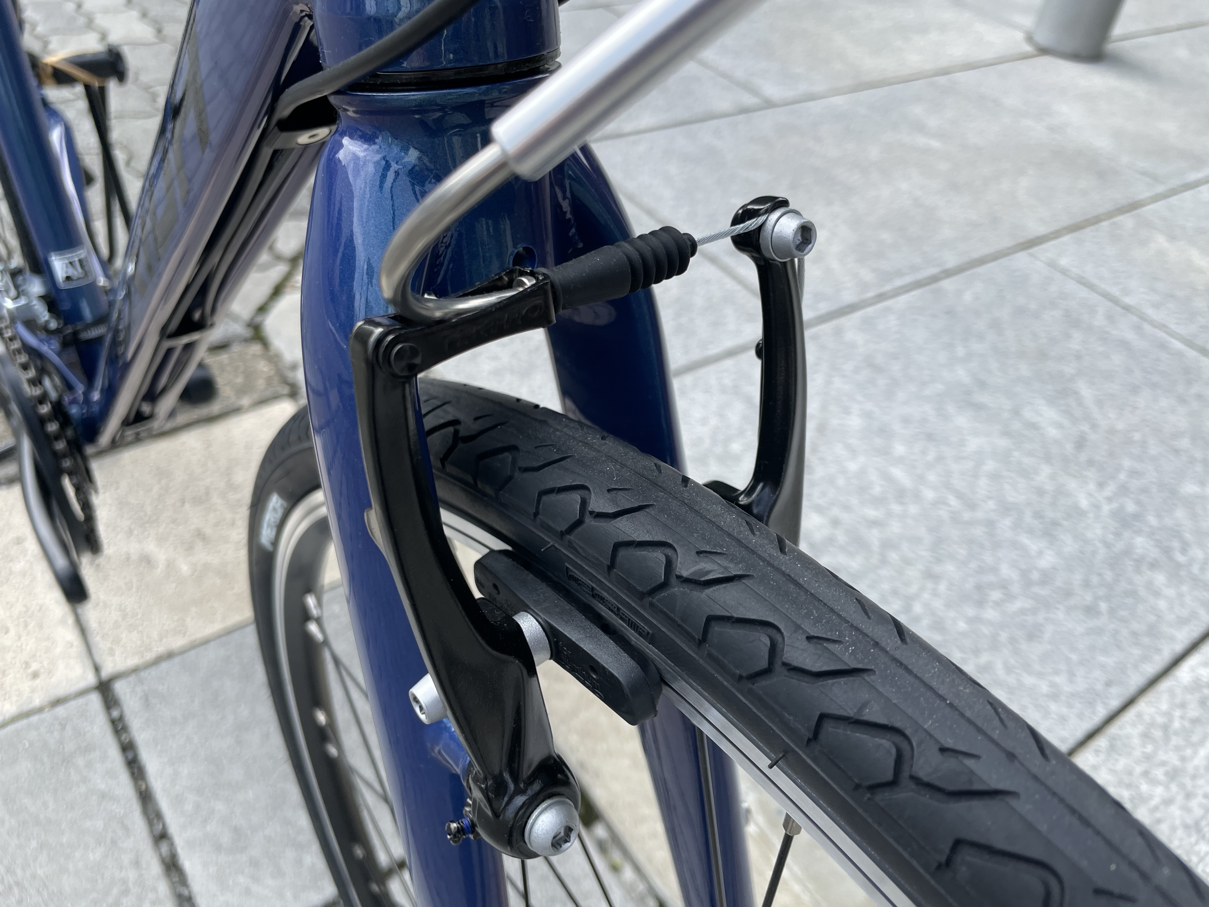 MERIDA】シンプル＆ベーシックで初心者の方にも扱いやすいクロスバイク