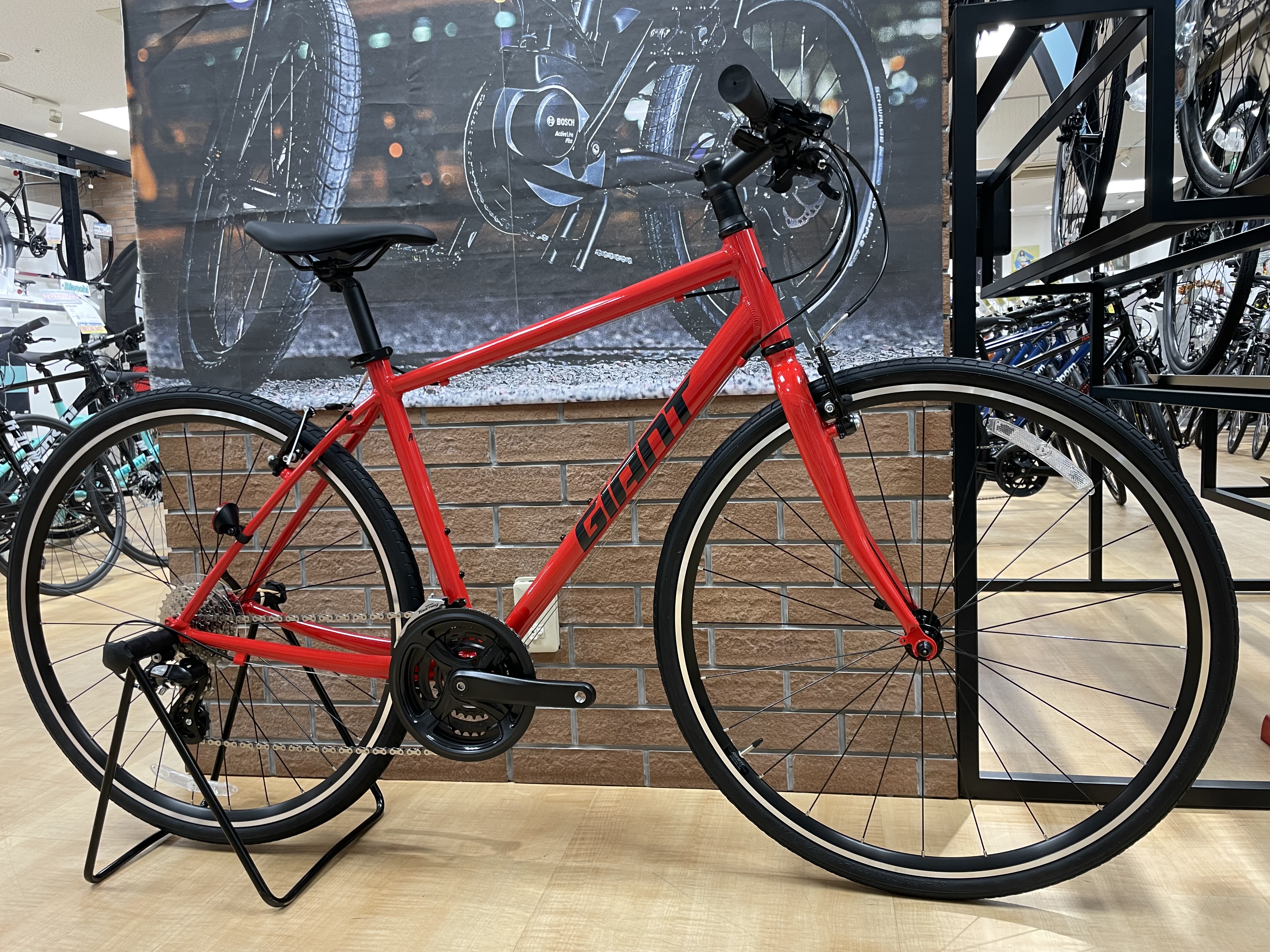 最新モデルが待望入荷！クロスバイクの大定番『ESCAPE R3』が入荷しま