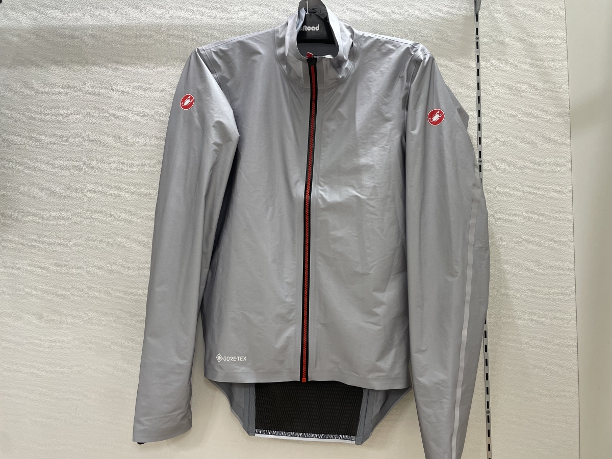 TEMPESTA（嵐）の名を冠するジャケット！GORE-TEX採用で最上級のレイン