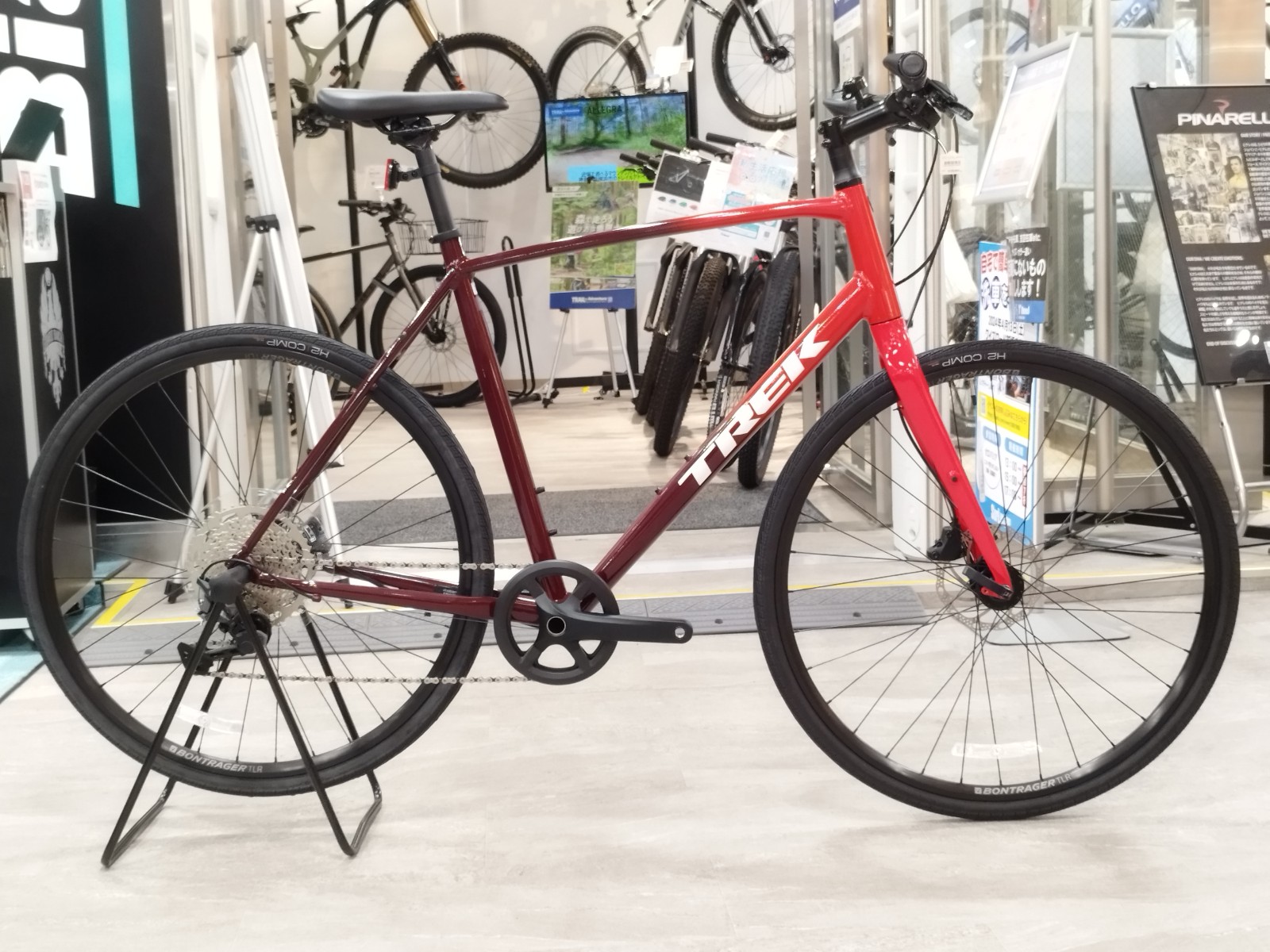 新橋×TREK】世界に認められた高性能クロスバイク!!試乗車もあります