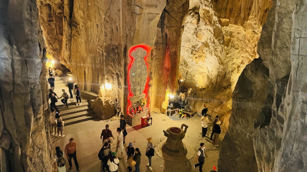 ダナン市内から15分の五行山登山が想定以上にスリリングでおすすめ