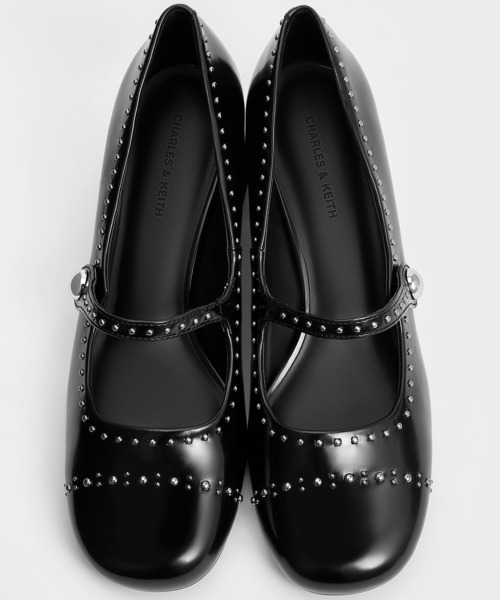 CHARLES ＆ KEITH（チャールズ&キース） パンプス スタッズ メリー