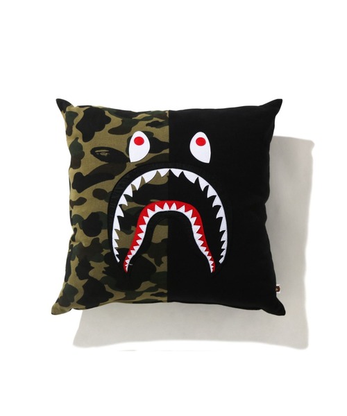 A BATHING APE（アベイシングエイプ） クッション クッションカバー
