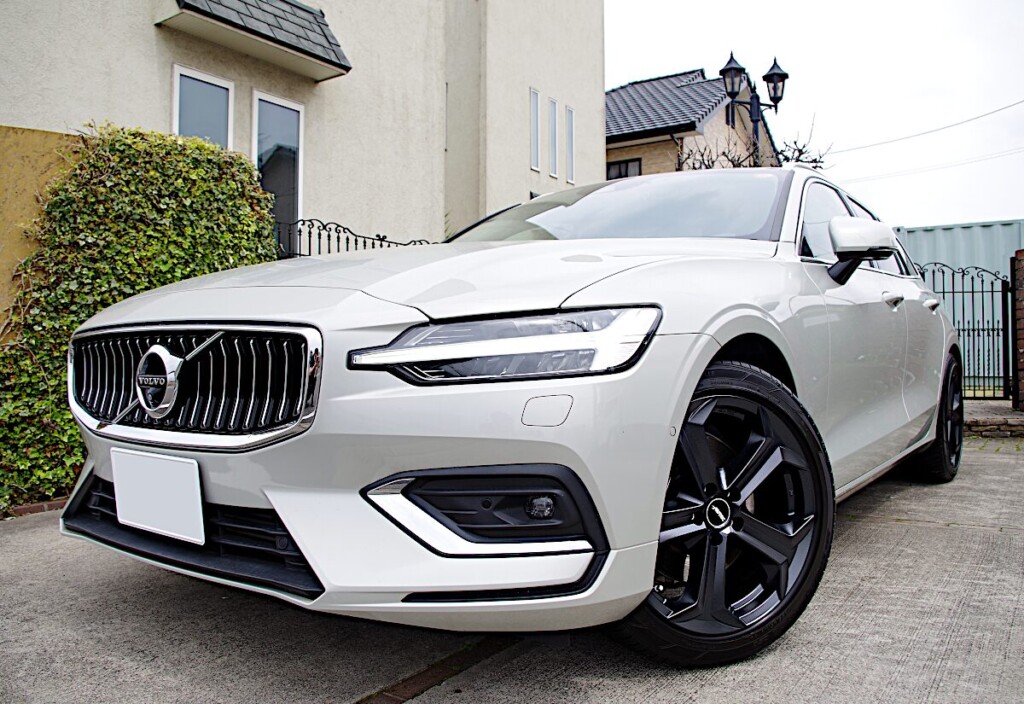 ボルボ V60 x オーテック ゼノス 18インチ | アメ車・輸入車のホイール