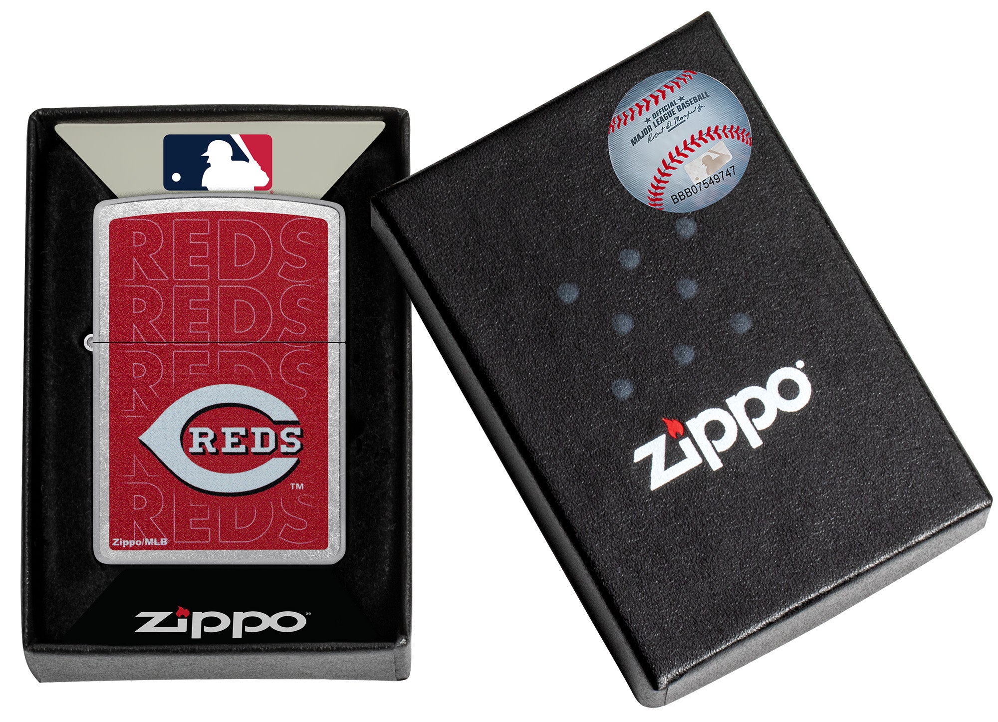 Zippo MLB® Cincinnati Reds™ Logo Design Street Chrome Windproof