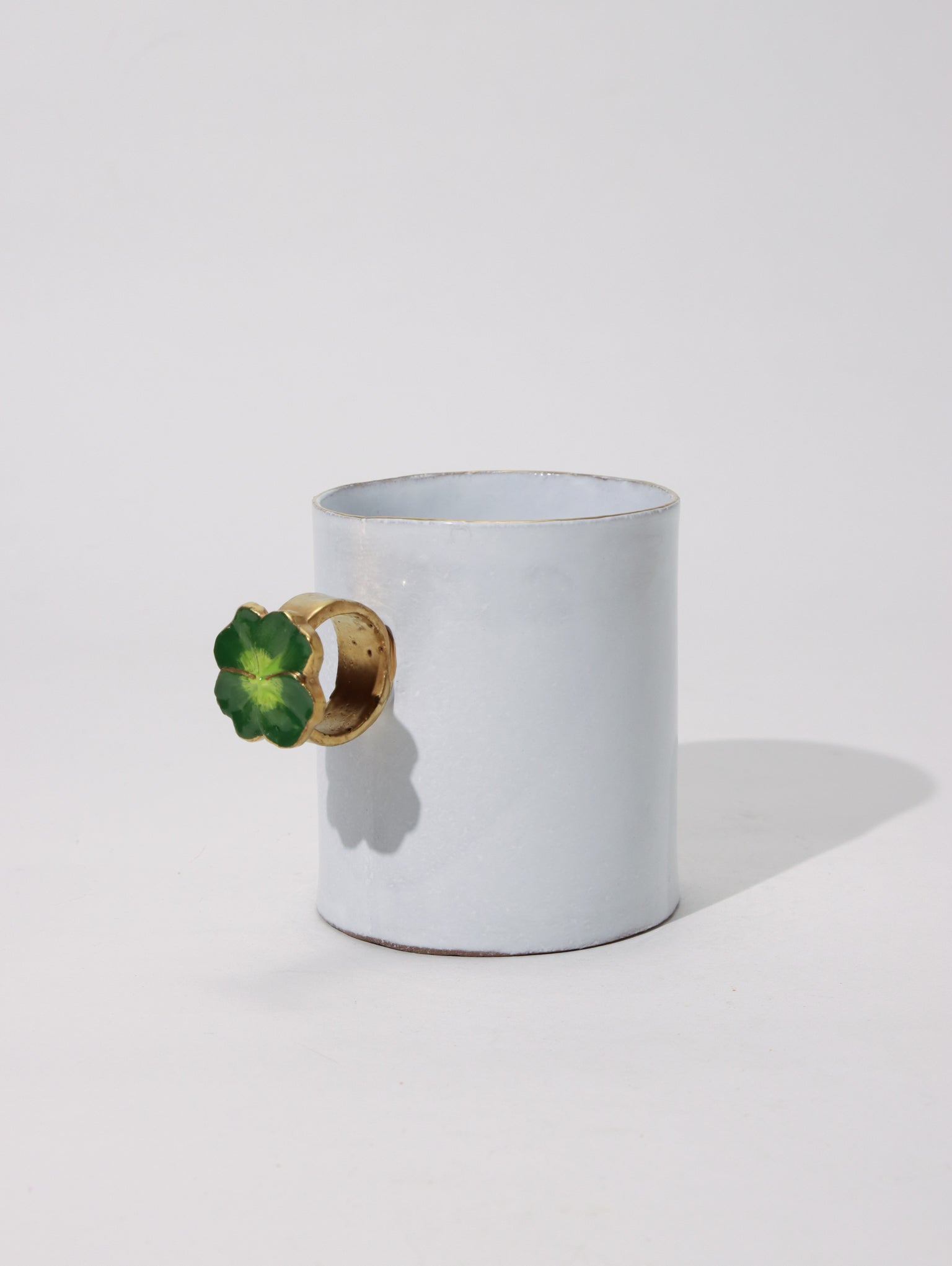 宝石が散りばめられたカップ – ATELIER ONLINE