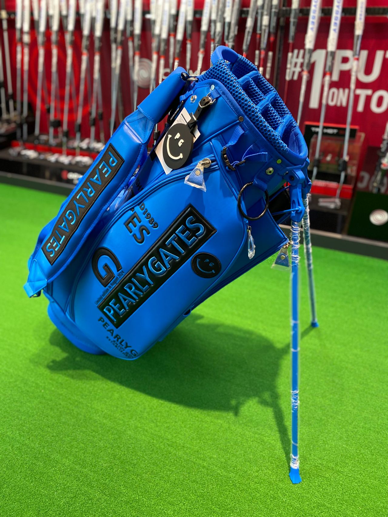 パーリーゲイツ】新色キャディバッグ入荷しました！ | ゴルフ5