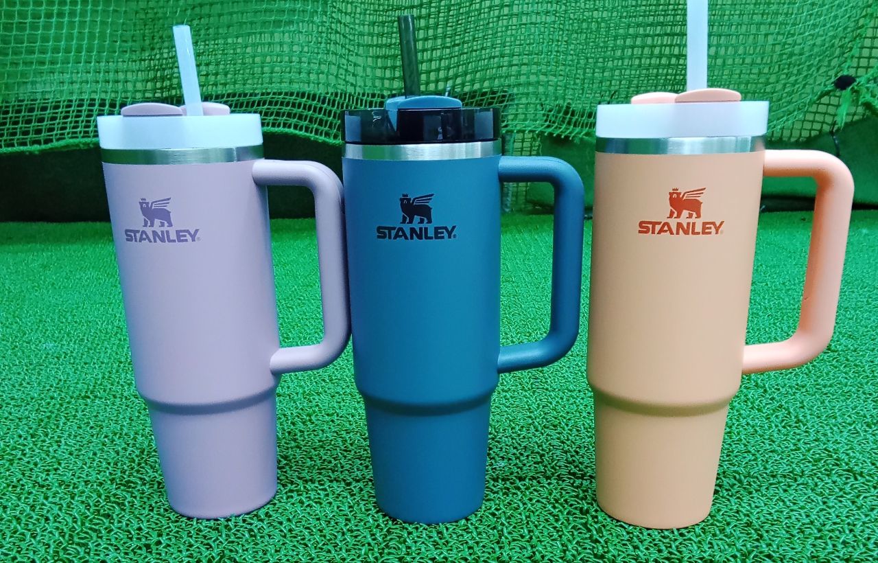 販売中！スタンレータンブラー】 孫の代まで使えると言われ世界中の