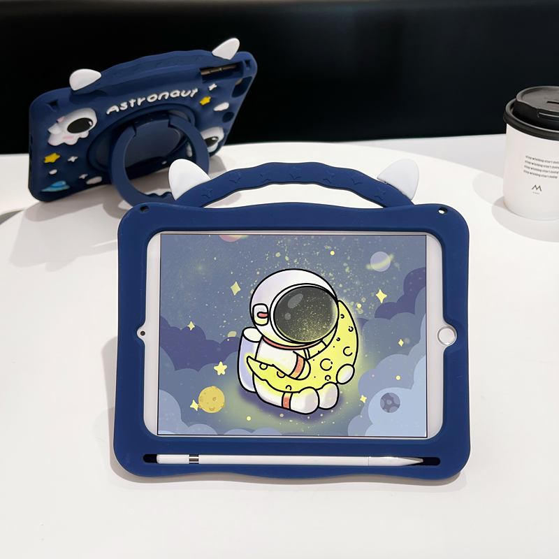 かわいいキッズケース iPad Pro 11 Air 13 カバー 2025 iPad A16 10.2