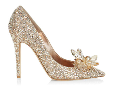 ジミー チュウ」がメイド・トゥ・オーダーでガラスの靴をデザイン