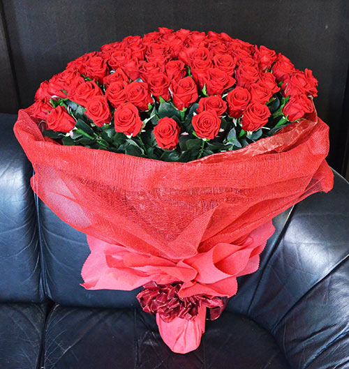 赤いバラ100本のプリザーブドフラワー | 花情報館