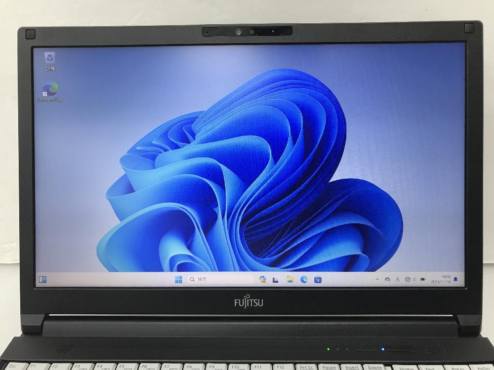 富士通 LIFEBOOK A5510/D (Core i5-10310U 1.7Ghz/8GB/SSD 256GB/Wi-Fi