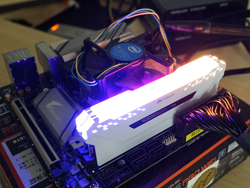 メモリの空きスロットを埋めるCORSAIRのダミーモジュール、2枚で税込