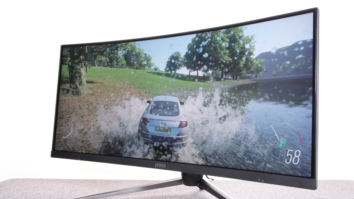 フライトシムもレースもバッチリ！200Hzの曲面ウルトラワイド液晶「MSI