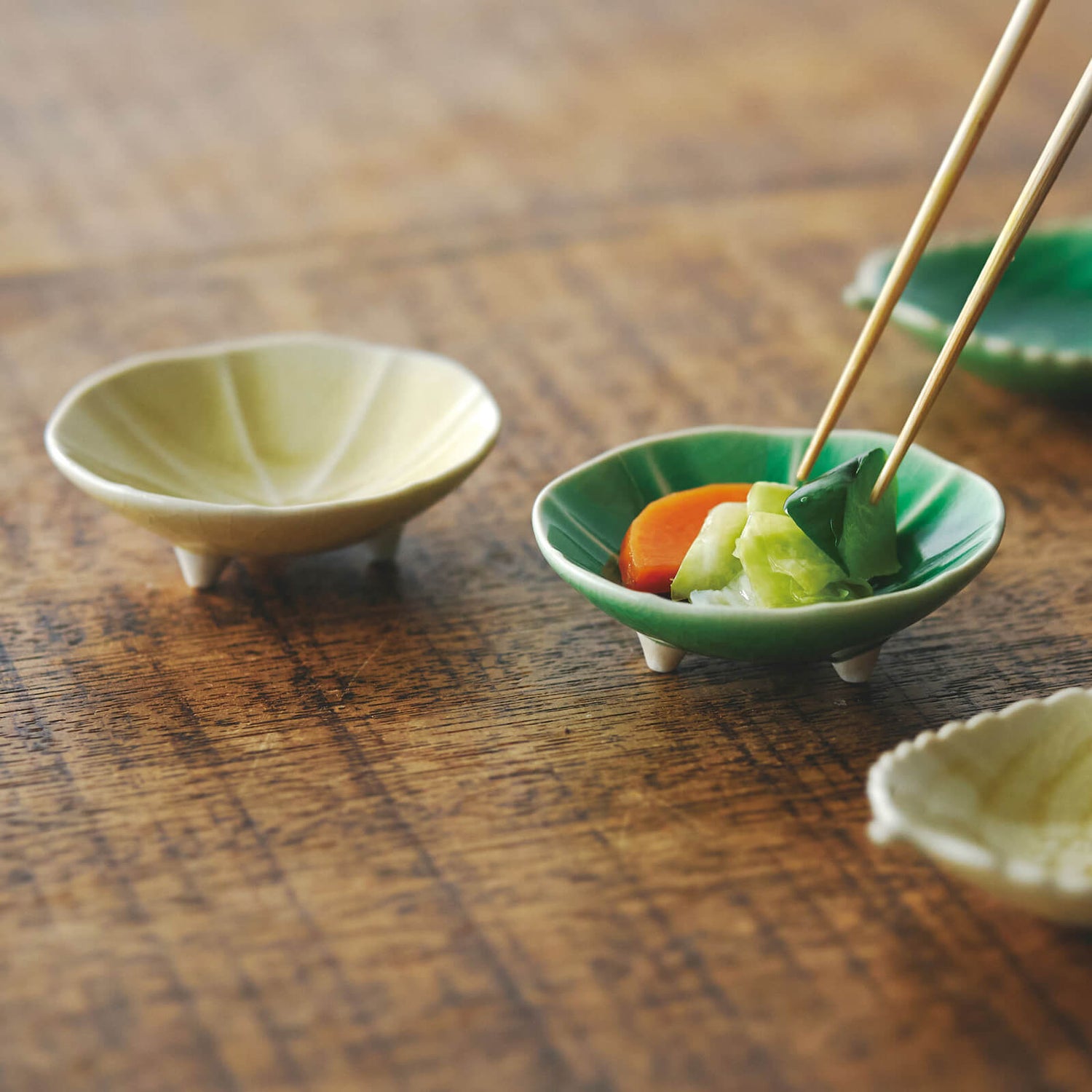 ナスタチウム 豆皿 7cm | aito製作所 | 美濃焼・瀬戸焼を中心とした和